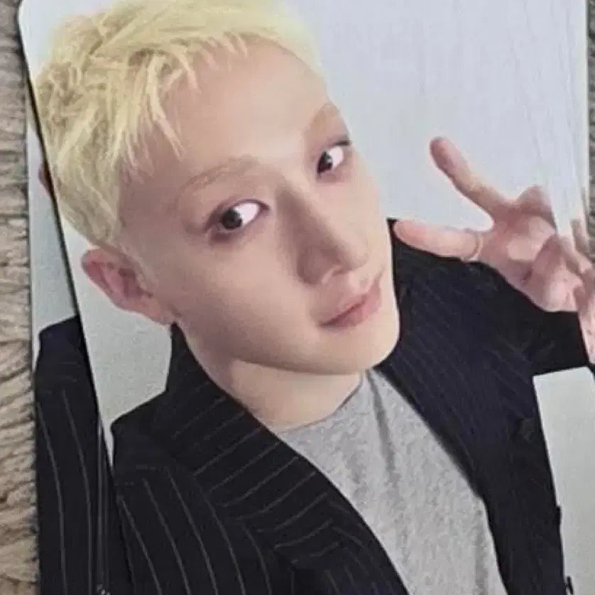[BUNJANG] Stray Kids Bang Chan This &amp; That Ver. Photocard / 디스앤댓 this &amp; that  &amp; 버전 스키즈 스트레이키즈 방찬