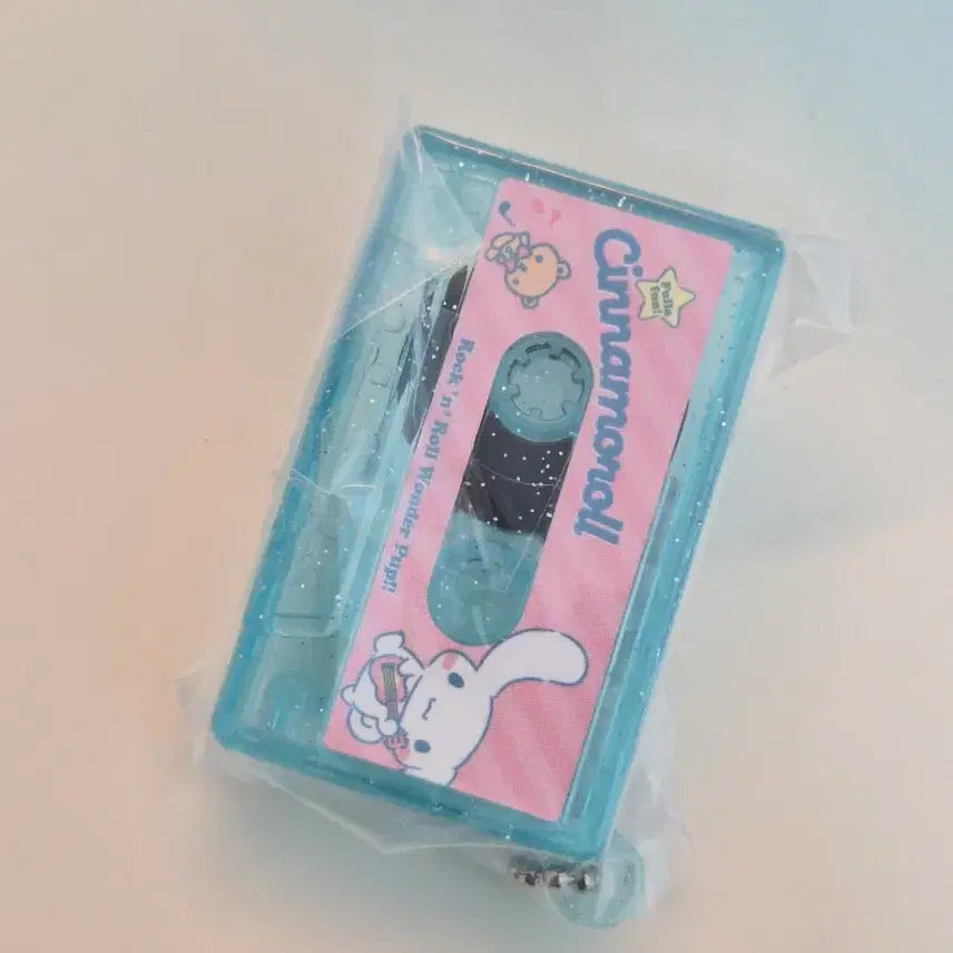 [BUNJANG] Sanrio Cinnamoroll Cassette Tape Keychain (Sealed) / [미개봉] 산리오 가챠 > 시나모롤 카세트 테이프 키링