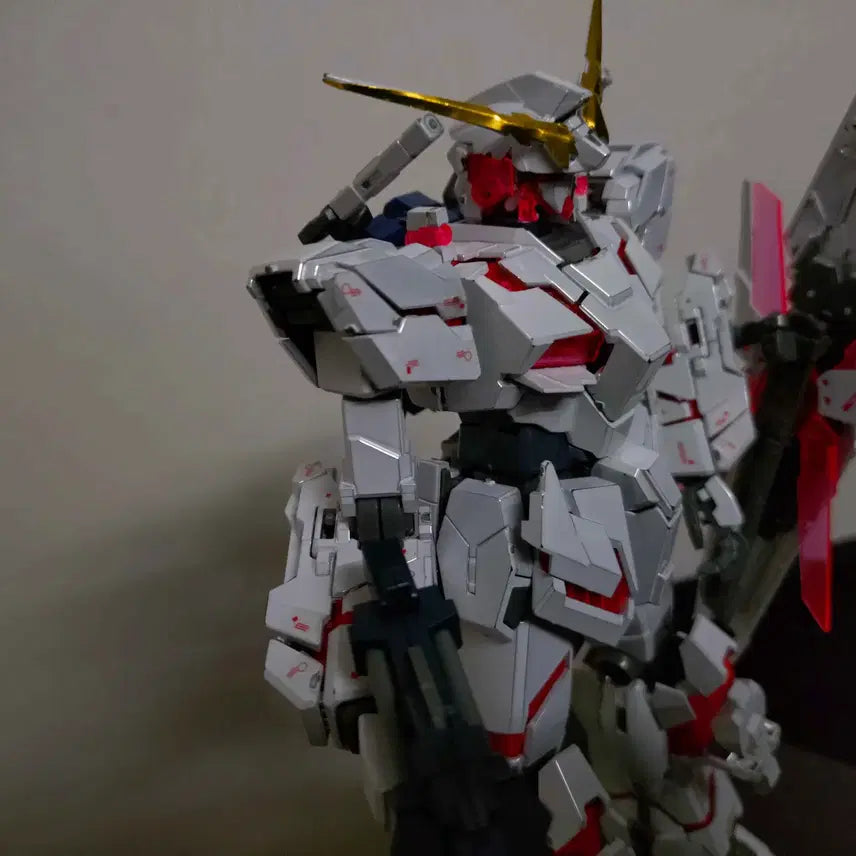 [BUNJANG] Bandai MG 1/100 Unicorn Gundam Ver.Ka / 반다이 MG 1/100 유니콘 건담 버카 Ver.Ka