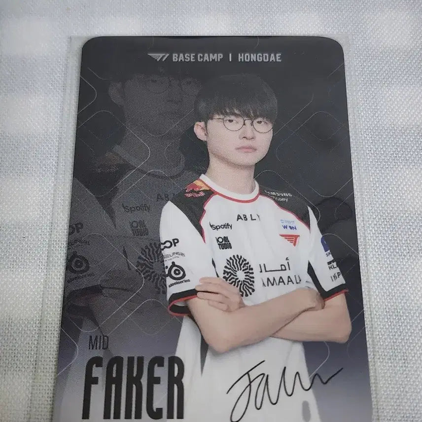 [BUNJANG] T1 Faker Base Camp Photocard / [미개봉 새상품]페이커 선수 LCK SKT T1 베이스캠프 신상 포카 판매