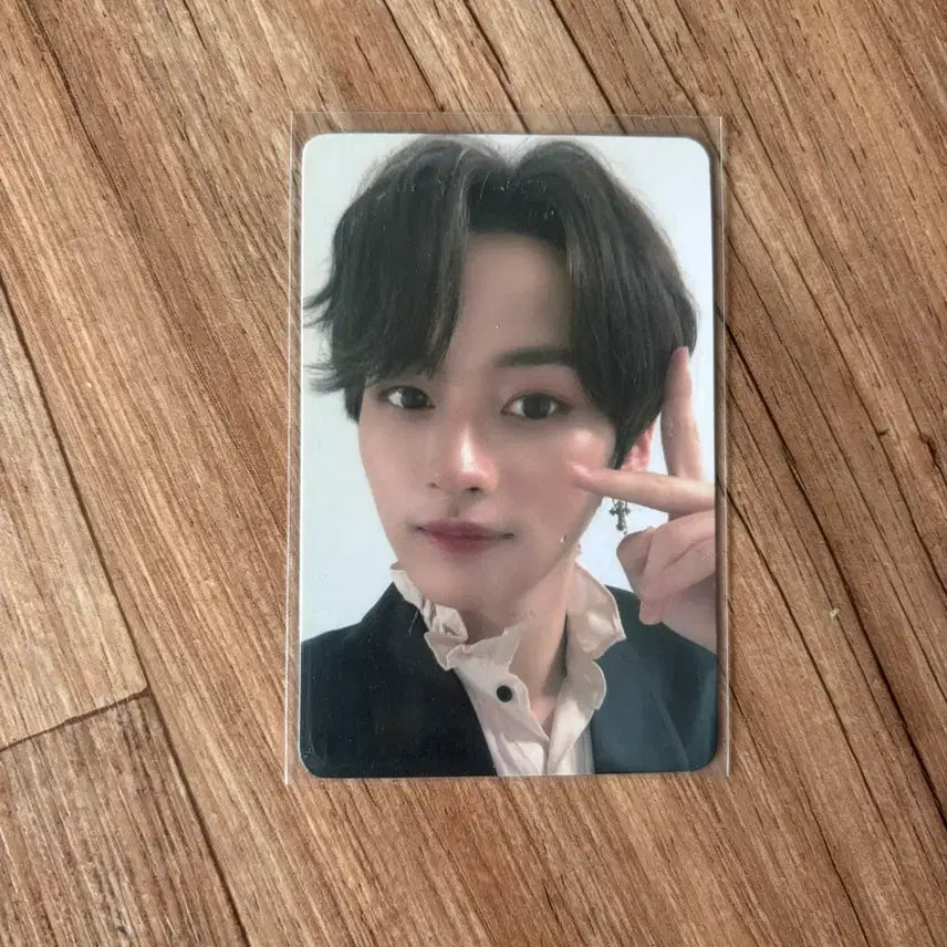 [BUNJANG] Stray Kids Lee Know AMU Taiwan Limited Edition POB Photocard / 스키즈 스트레이키즈 리노 아엠유 대만반 한정반 미공포 특전 포카 앨포