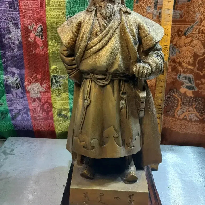 [BUNJANG] Genghis Khan Statue Bookend Decor / 칭기즈칸 동상 북 장식품