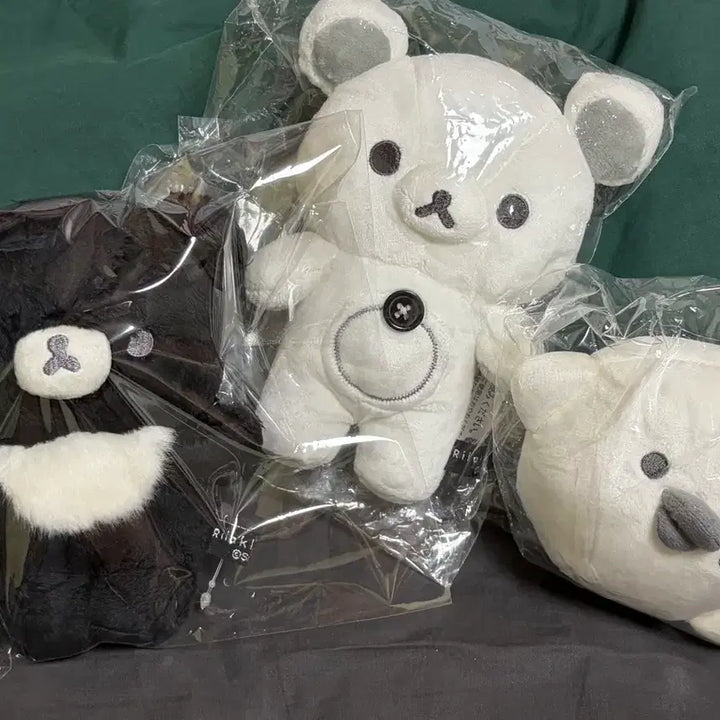 [BUNJANG] Rilakkuma Monochro Limited Edition Plush Set / [일괄] 리락쿠마 모노크롬 한정 누이