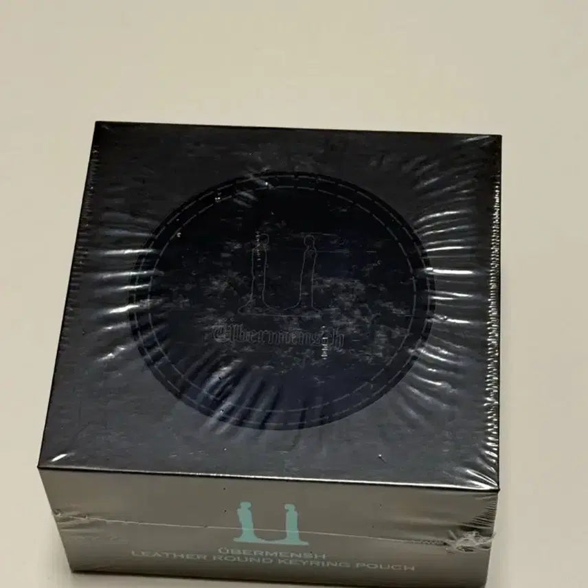[BUNJANG] G-Dragon Weverse Mensch Circle Pouch with Strap Black Mint / 미개봉급처) 지디 지드래곤 위버멘쉬 md 서클 파우치 위드 스트랩 블랙 민트