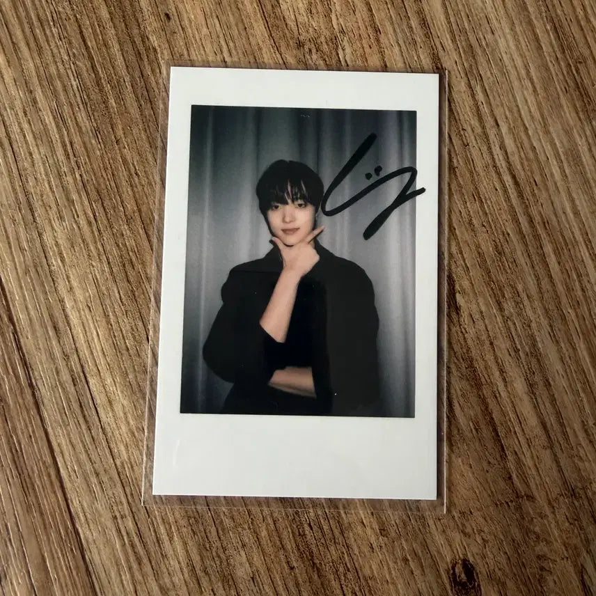[BUNJANG] ENHYPEN Jay Go In-Blind IzWe Polaroid Photocard / 앤팀 의주 고인블 고인블라인드 이즈위 폴라 포카 양도 판매