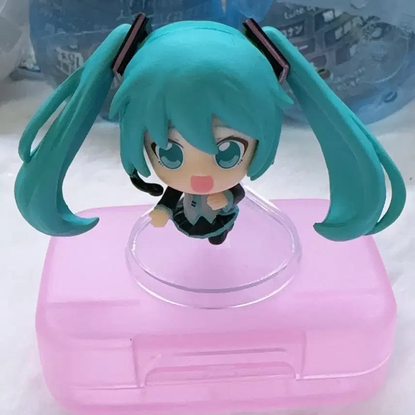 [BUNJANG] Hatsune Miku Happy Jump Figure / 미쿠 미개봉) 하츠네 미쿠 행복 점프 피규어 가챠