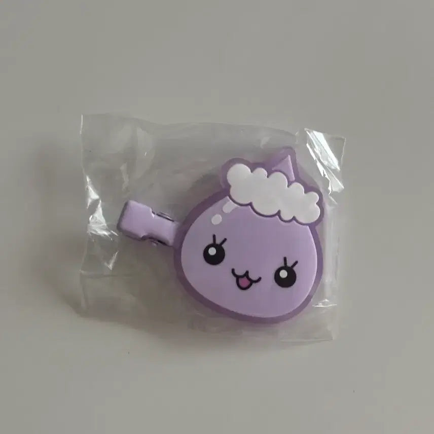 [BUNJANG] Shizukuchan Hairpin Gacha Plush Keychain Milk / 시즈쿠짱 헤어핀 가챠 인형 키링 밀크군