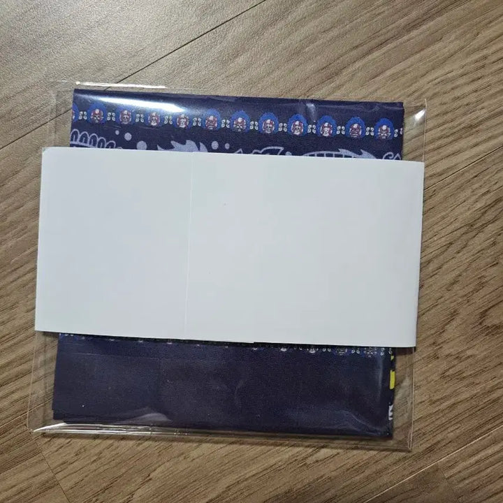 [BUNJANG] Fan Screening Bandana / 대체 등산을 왜 하는건데 팬 시사회 굿즈 반다나
