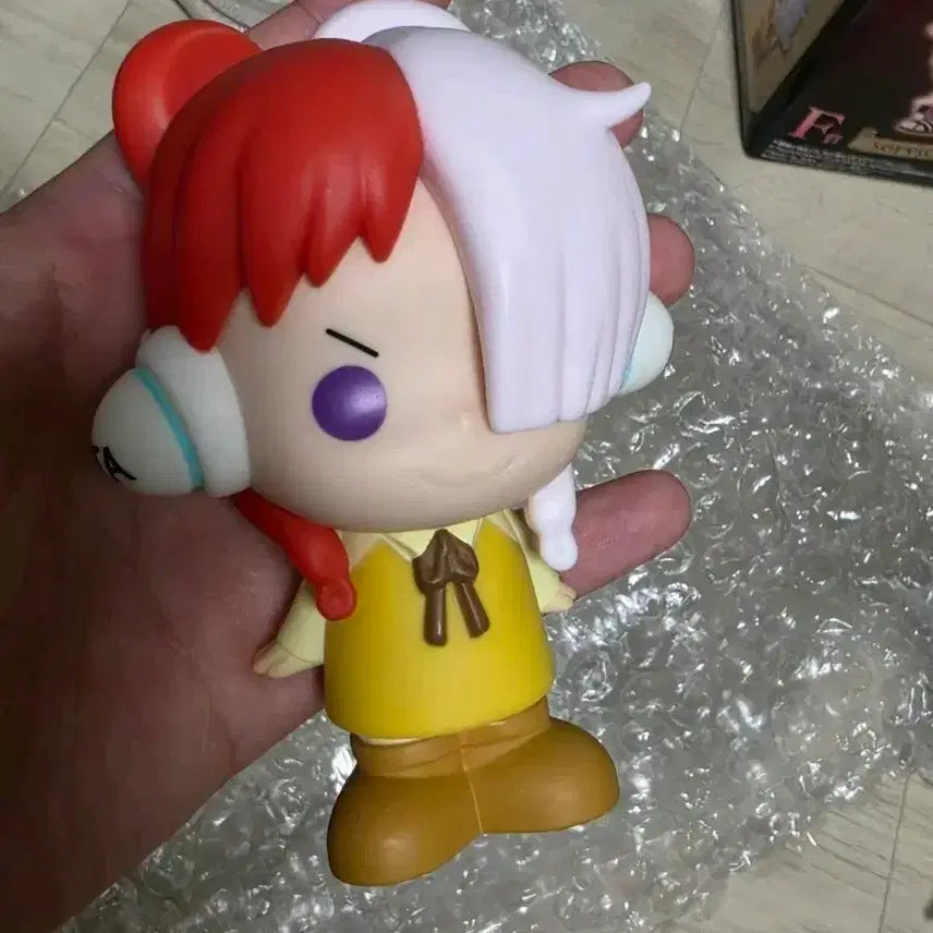 [BUNJANG] One Piece Red-Haired Pirates Ichiban Shochi Uta Sofubi Figure / 원피스 제일복권 빨간머리 해적단 F상 우타 소프비 피규어