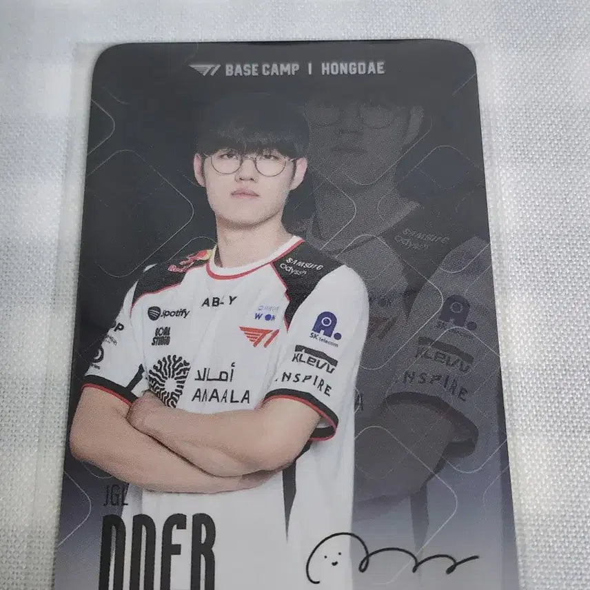 [BUNJANG] T1 LCK Player Basecamp Photocard Set (Sealed) / [미개봉 새상품]LCK SKT T1 선수단 베이스캠프 신상 포카 세트 판매