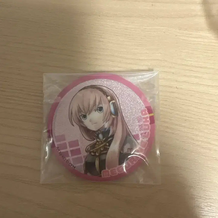 [BUNJANG] Luca Classic Badge / 번장유일매물 루카 고전뱃지