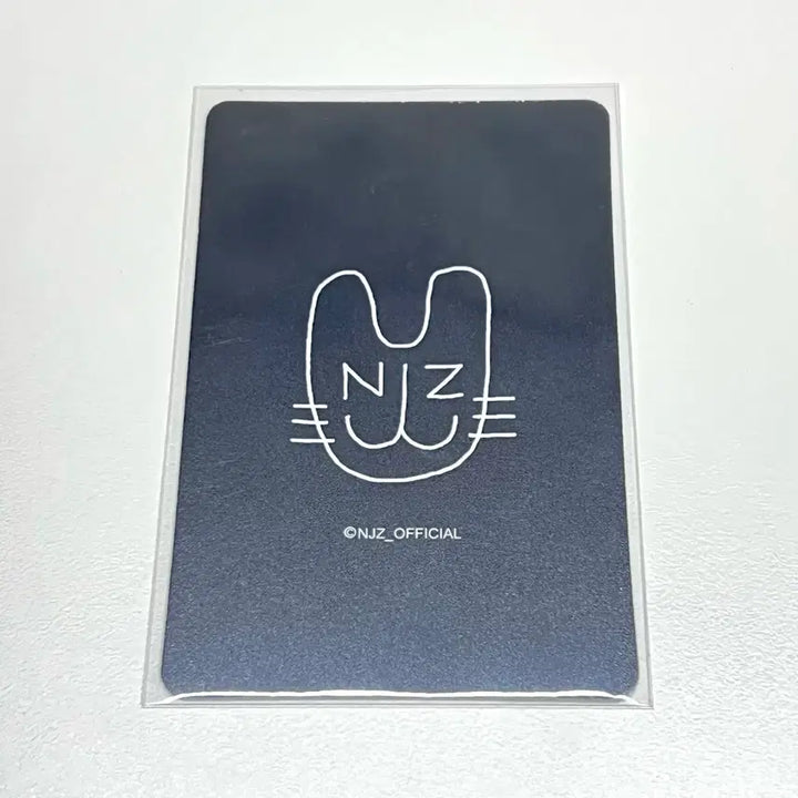 [BUNJANG] NewJeans NJZ ComplexCon Hong Kong Limited Edition POB Photocard / 뉴진스 NJZ njz 단체 홍콩 콤플렉스콘 한정 미공포 포카 포토카드