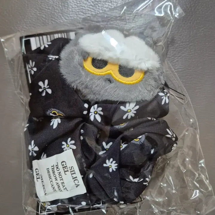 [BUNJANG] Joanne Friends ZOA Signature Doll Hair Scrunchie / 조앤프렌즈 ZOA 시그니처 인형 헤어 스크런치 머리끈 새제품