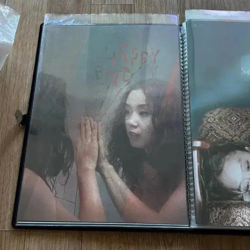 [BUNJANG] Jeon Do-yeon Special Exhibition Film Posters &amp; Postcards (Bundle Set Available) / 전도연 특별전 포스터 해피엔드 무뢰한 접속 멋진하루 밀양이창동 친필싸인