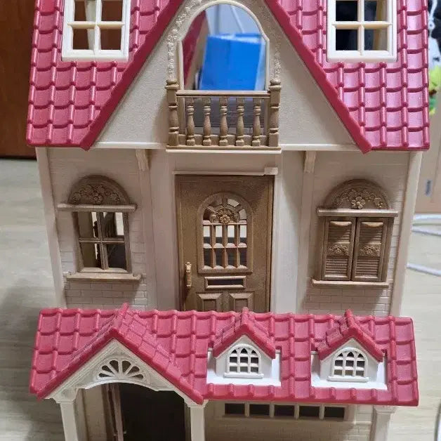 [BUNJANG] Sylvanian Families Red Roof 3-Story House / 실바니안 패밀리 빨간지붕 3층집