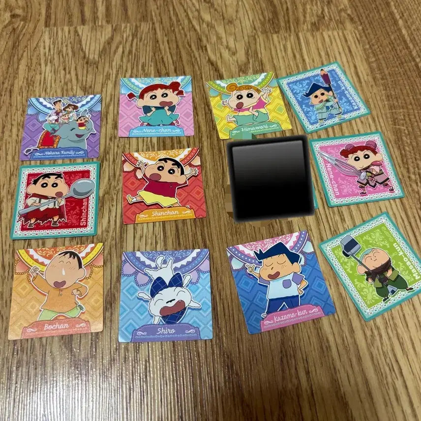 [BUNJANG] Crayon Shin-chan Chocobi Crayon Yogurt Slush Flavor Seal Sticker Set (12 Types) / 짱구 요거트라씨맛 초코비씰 스티커 12종