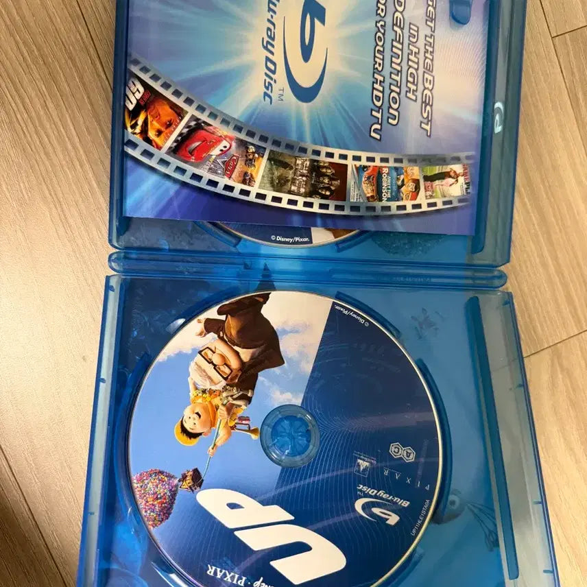 [BUNJANG] Disney Pixar UP Blu-ray / 픽사 디즈니 UP(업) 블루레이 CD 1~2회 사용 판매합니다