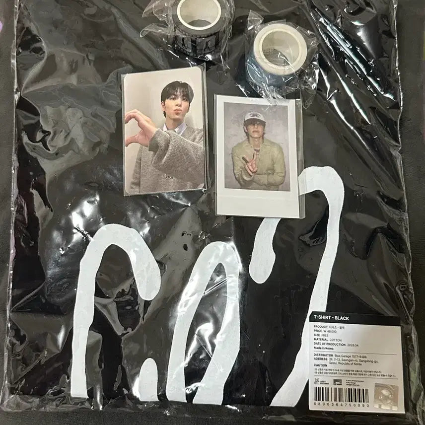 [BUNJANG] DAY6 Wonpil Unfiltered Solo Concert Mid-Con Entrance Gift &amp; MD Black T-Shirt (Bundle Set) / 원필 솔콘 티셔츠 중콘 입장 기프트 (일괄) 언필터드 데이식스