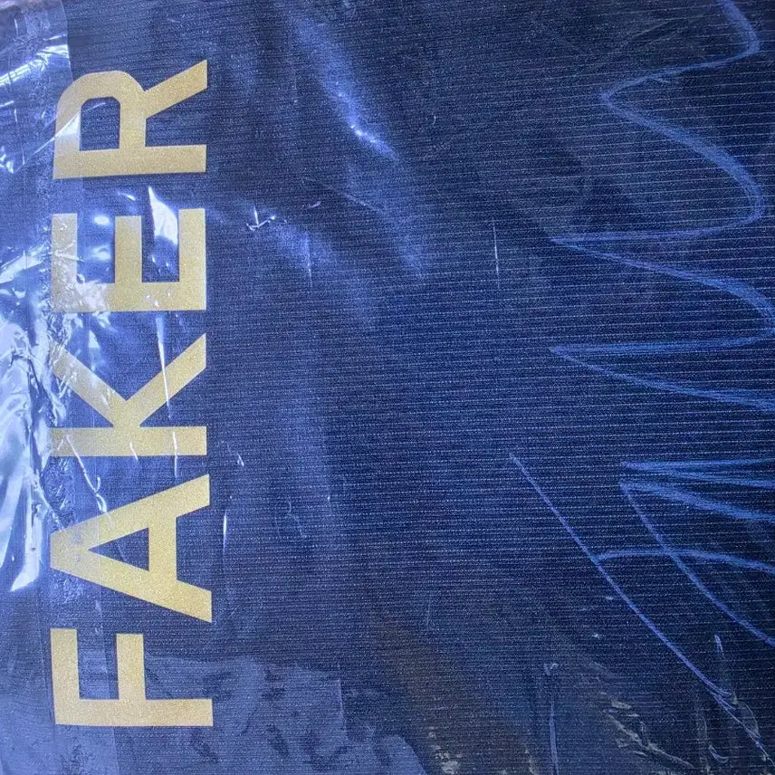 [BUNJANG] T1 Worlds Championship Faker Autographed Jersey / t1 월즈우승 유니폼 페이커 친필싸인