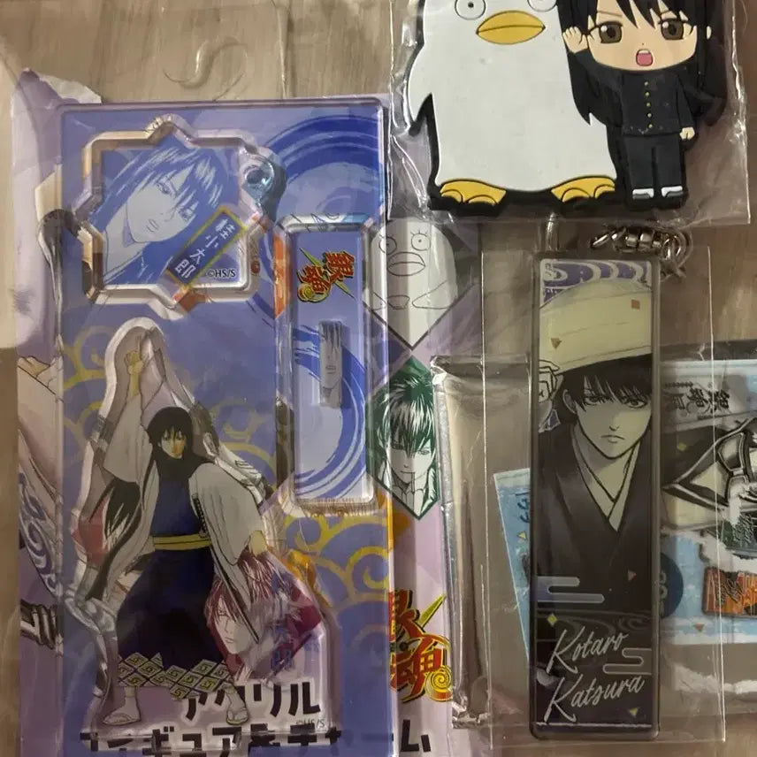 [BUNJANG] Gintama Original Art Exhibition Acrylic Keychain Stand - Katsura Kotaro &amp; Elizabeth / 은혼 원화전 아크릴 랜덤 카츠라 코타로 즈라 엘리자베스 키링 스탠드