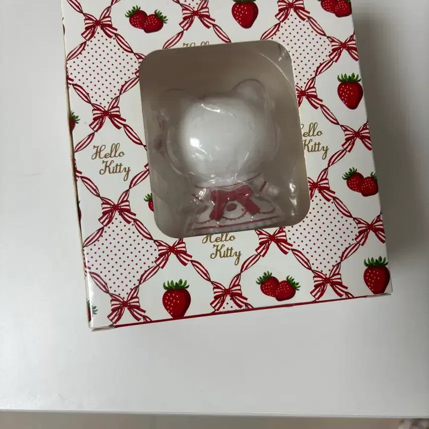 [BUNJANG] Sanrio Ichigo Strawberry Hello Kitty Strawberry Kitty Figure / 산리오 이치고 딸기 헬로키티 딸기키티 피규어