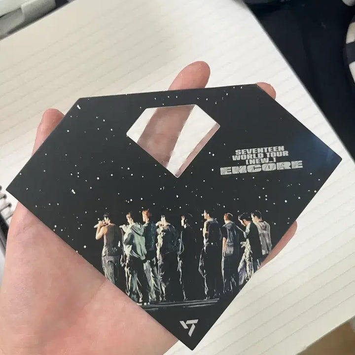 [BUNJANG] SEVENTEEN NEO &amp; CALL MOONGlasses / 세븐틴 뉴 앤콜 문글라스