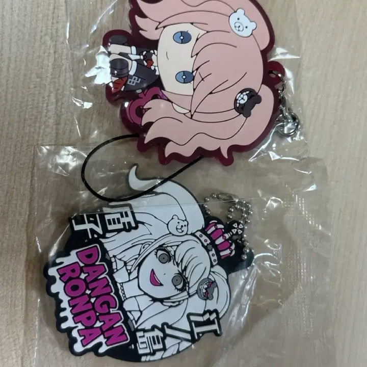 [BUNJANG] Danganronpa Junko Enoshima Rubber Strap Keychain Bundle Set / 단간론파 쥰코 러버스트랩 키링 일괄양도