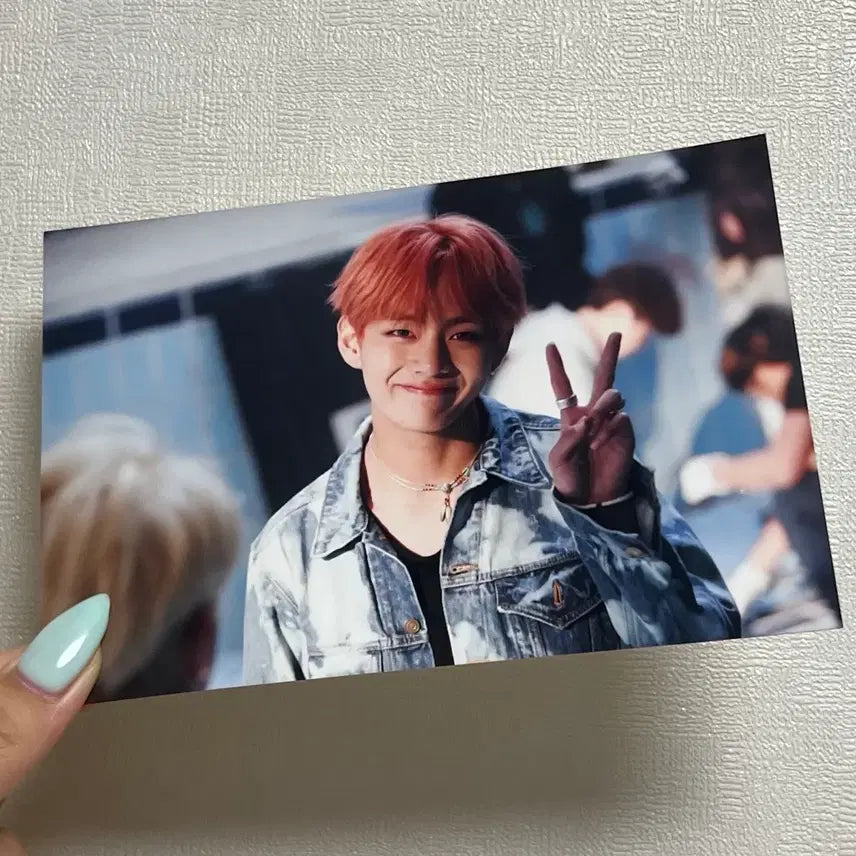 [BUNJANG] BTS 2018 Exhibition V (Taehyung) Photo Set / 방탄소년단 BTS 2018 오늘 전시회 인화사진 뷔 태형