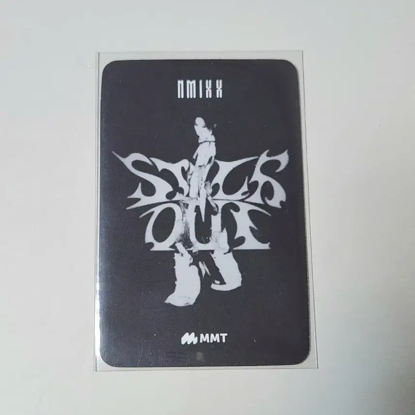 [BUNJANG] NMIXX Sullyoon Lucky Draw Photocard / 설윤 마뮤테 럭드 포카 양도