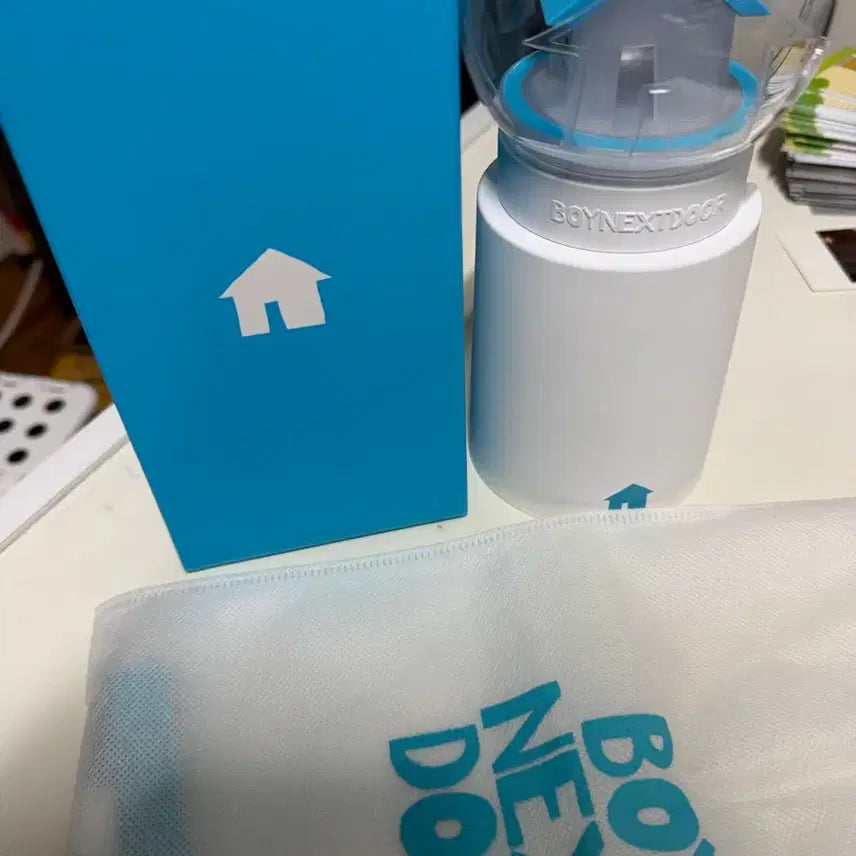 [BUNJANG] BOYNEXTDOOR Wonders Stick w/ Stand / 보넥도 원더스틱 거치대 포함