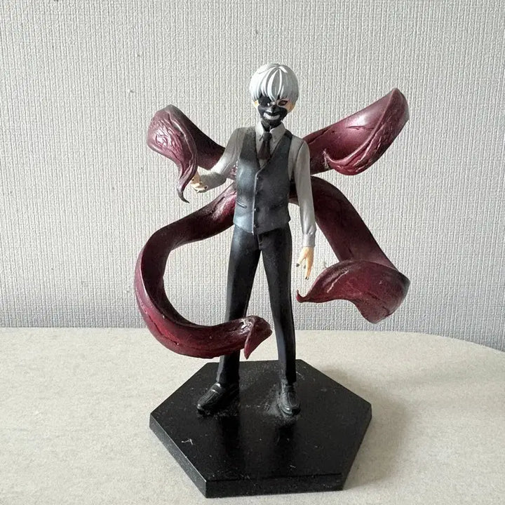 [BUNJANG] Tokyo Ghoul Kaneki Ken Figure / 도쿄구울 카네키 피규어