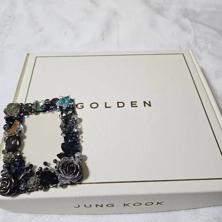 [BUNJANG] BTS Jungkook Golden Showcase Photocard Bundle Set / 방탄 정국 골든쇼케이스 포카포함 시세보다 싸게 급처분