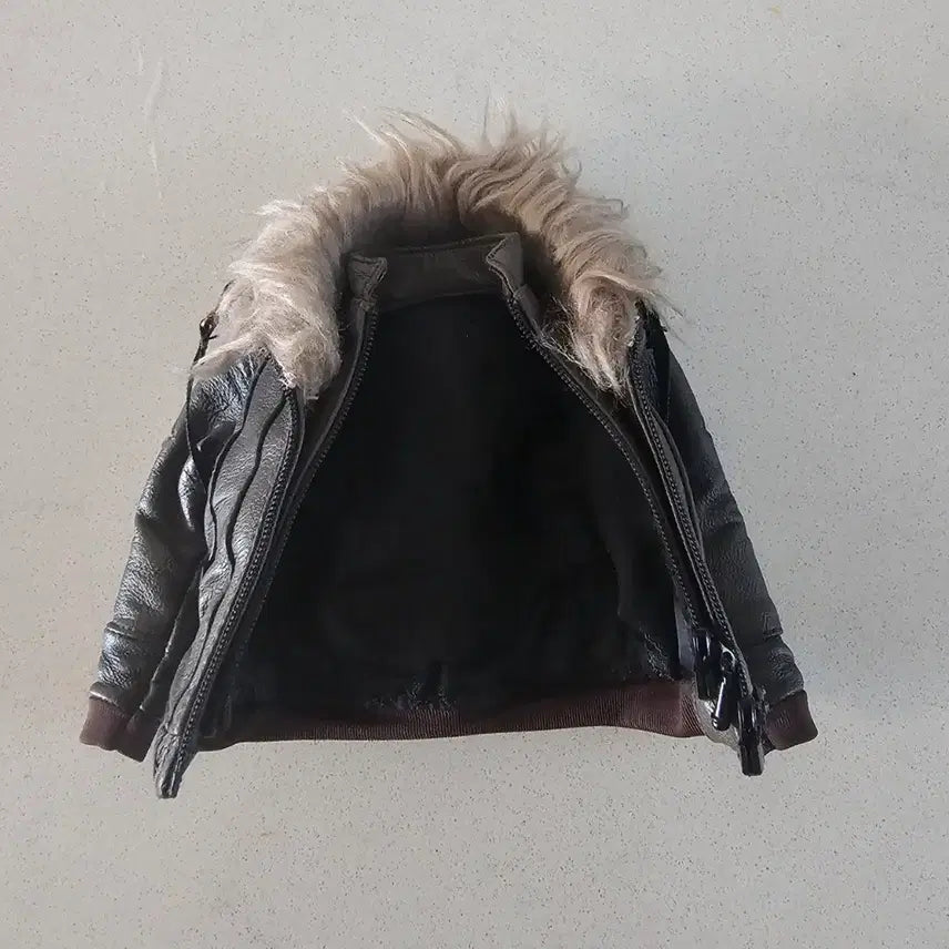[BUNJANG] 12-inch Han Solo Custom Leather Jumper Jacket for Star Wars Figures (Hot Toys Compatible) / 12인치 피규어 가죽 점퍼 루즈(핫토이 호환) 스타워즈 한 솔로