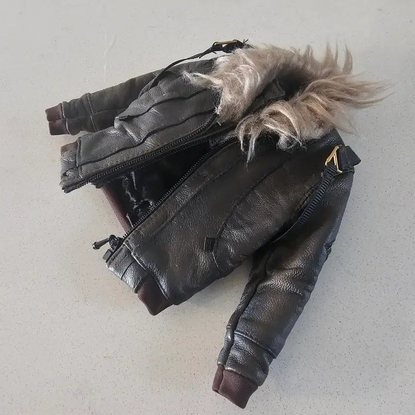 [BUNJANG] 12-inch Han Solo Custom Leather Jumper Jacket for Star Wars Figures (Hot Toys Compatible) / 12인치 피규어 가죽 점퍼 루즈(핫토이 호환) 스타워즈 한 솔로