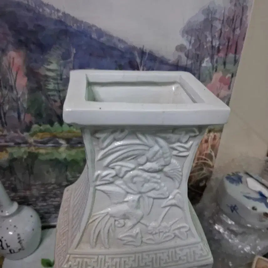 [BUNJANG] Wang Byung-Young Yongchung Ceramic Vase / 왕병영 용충 도자기