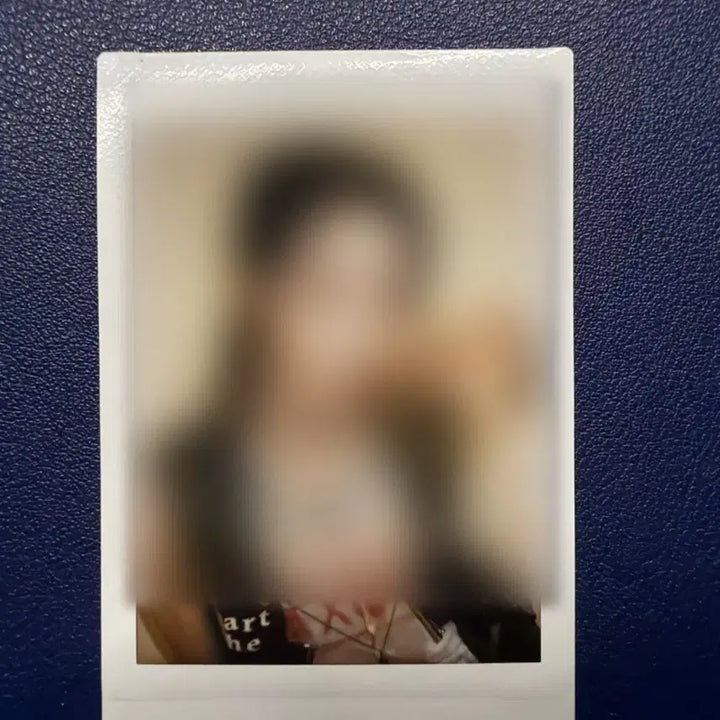 [BUNJANG] Xluv Rui Polaroid Unsigned / Xlov rui 엑스러브 루이 폴라로이드 unsigned)