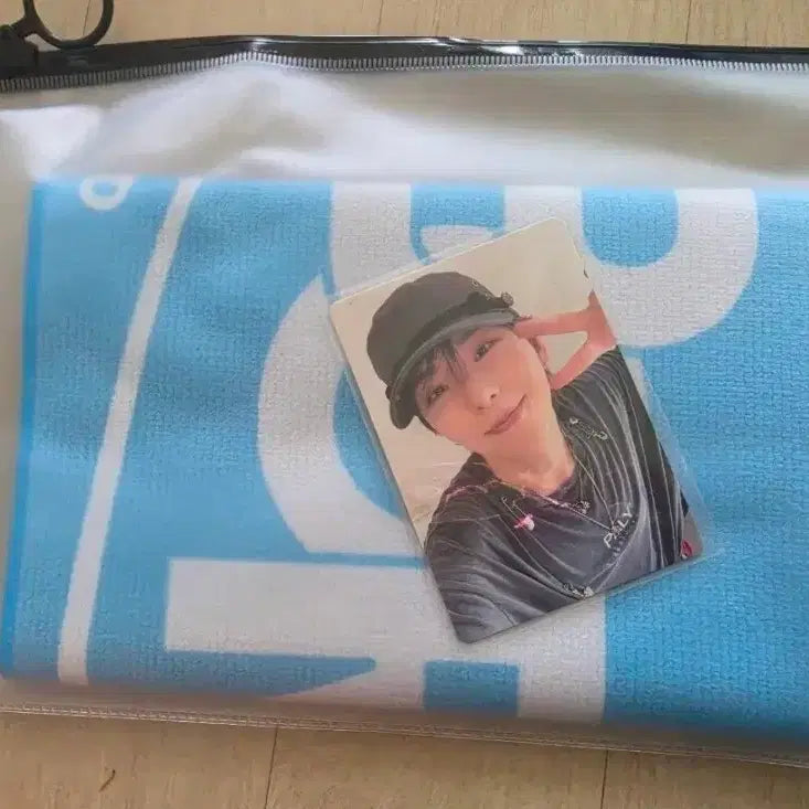 [BUNJANG] Monsta X Kihyun Borderline Rehearsal Slogan + Studio Photocard Set / 몬스타엑스 모자기현 보더라인 사녹 슬로건 + 공방 포카