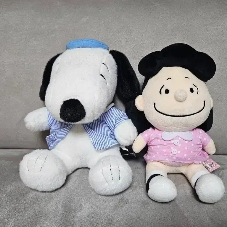 [BUNJANG] Genuine Snoopy Lucy Sitting Pajama Medium Plush Doll / 정품 스누피 루시 싯팅 파자마 중형 인형