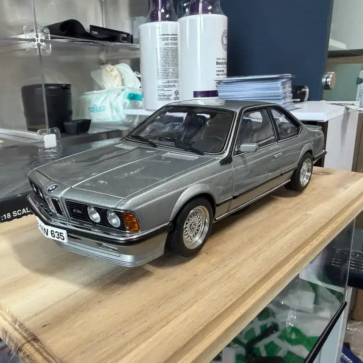 [BUNJANG] Autoart BMW M635CSi 1:18 Scale Silver Die-cast Model / 오토아트 BMW M635CSi 1:18 스케일 실버