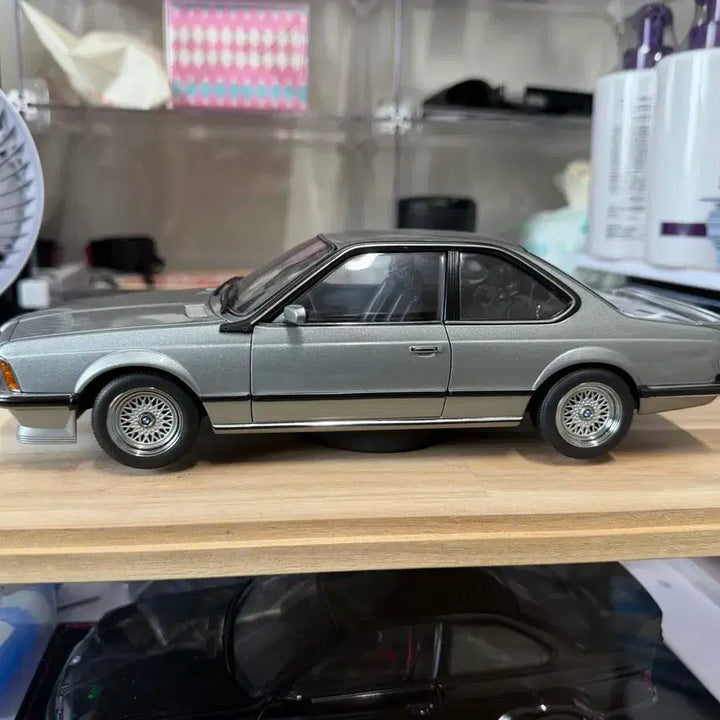 [BUNJANG] Autoart BMW M635CSi 1:18 Scale Silver Die-cast Model / 오토아트 BMW M635CSi 1:18 스케일 실버