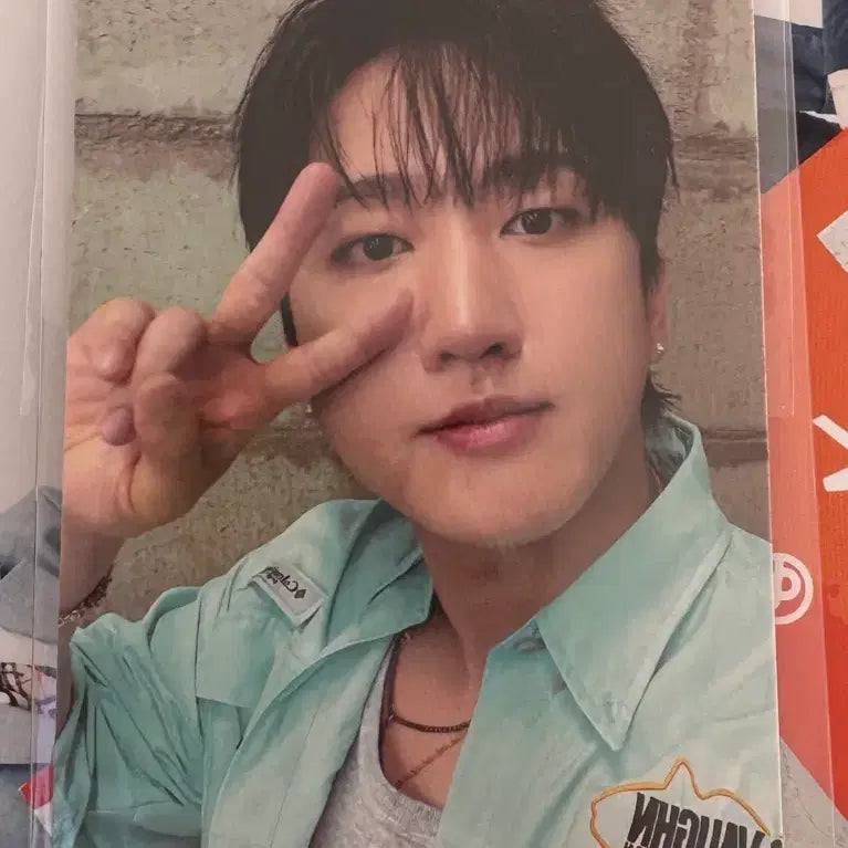 [BUNJANG] Stray Kids Changbin This&amp;That Broadcast Photocard / 스트레이키즈 디스앤댓 this &amp; that  창빈 Changbin broadcast poca공방 포카