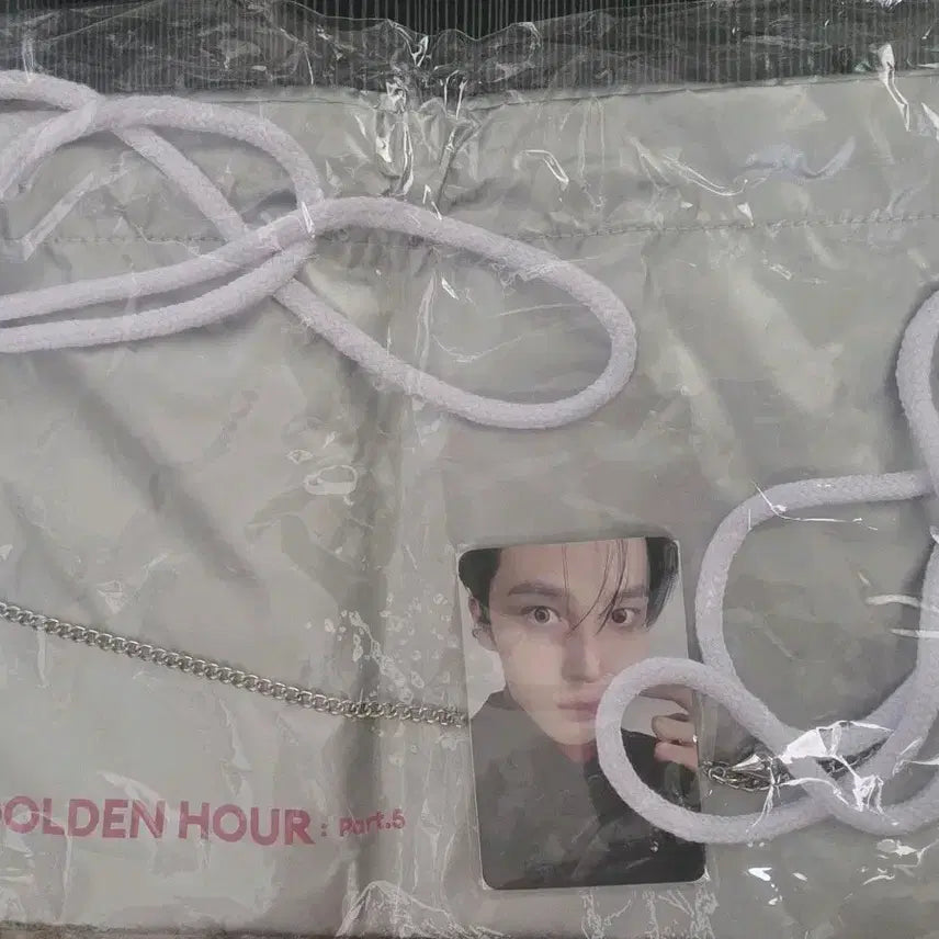 [BUNJANG] ATEEZ Golden Hour 5 String Bag with Photocard / 에이티즈 골든아워5 스트링백(포카포함)