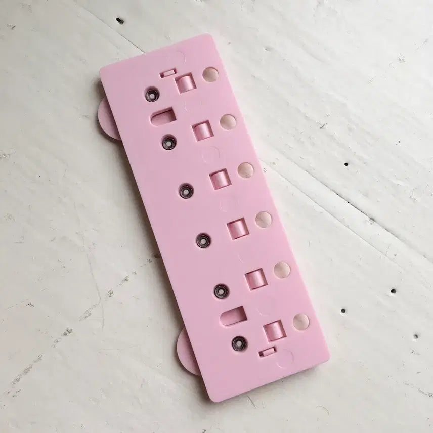 [BUNJANG] Hello Kitty 6-Hole Punch Vintage Diary / 헬로키티 다이어리 6공 펀치 타공 빈티지 고전 핑크