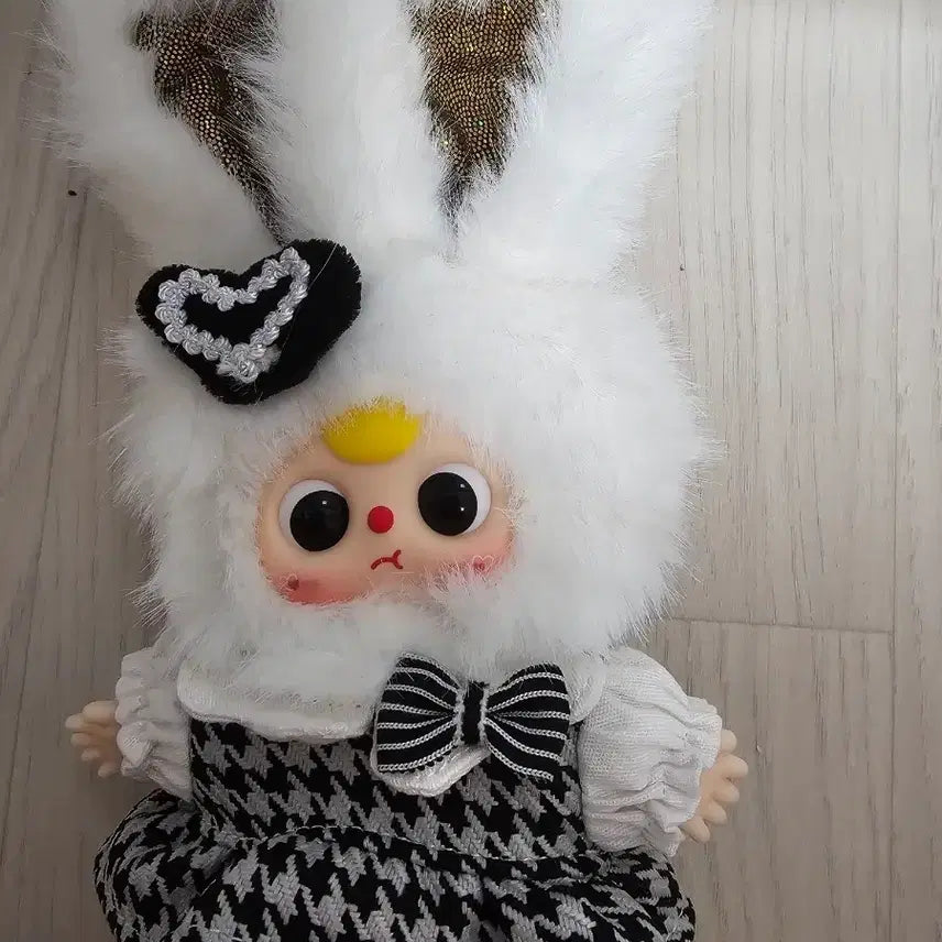 [BUNJANG] Beth Black and White Doll / 베쓰 블랙화이트 인형