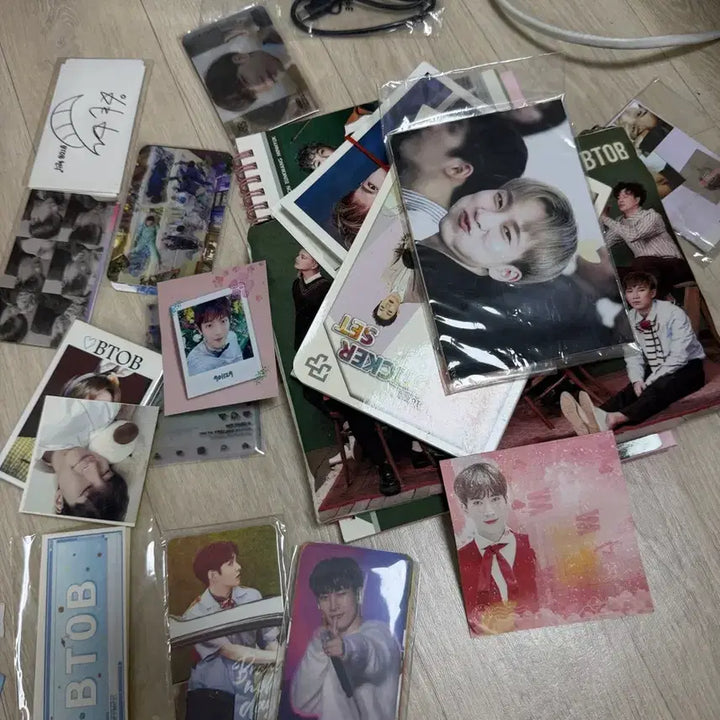[BUNJANG] BTOB Album, Official Goods, Fan Goods Bundle Set / 비투비 앨범,공굿,비공굿 일괄 3만원