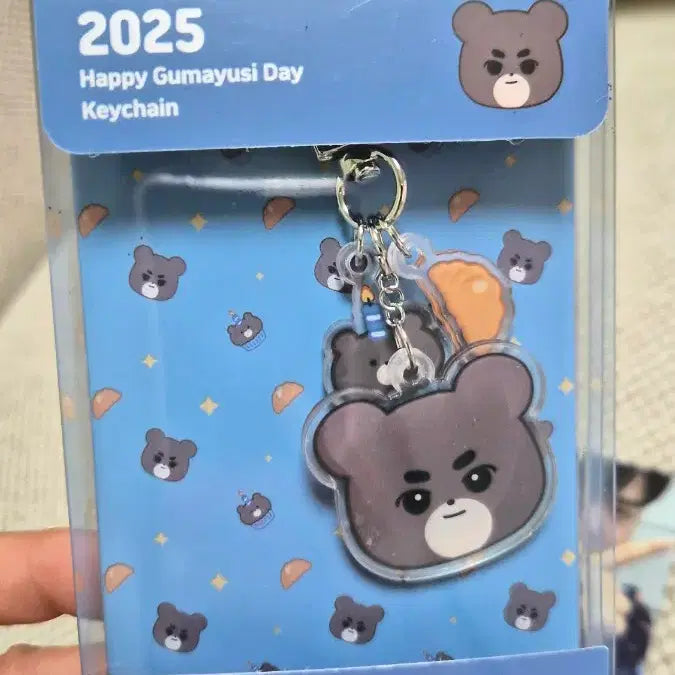 [BUNJANG] Gumayusi 2025 Birthday Acrylic Keyring Bundle Set with Special Photocards / 2025 구마유시 생일 아크릴 키링 (미개봉 새상품) - 키링 구매 시 증정된 특전 포토카드 2종 투명 프레임/데코 포토카드 1종 포카3종일괄