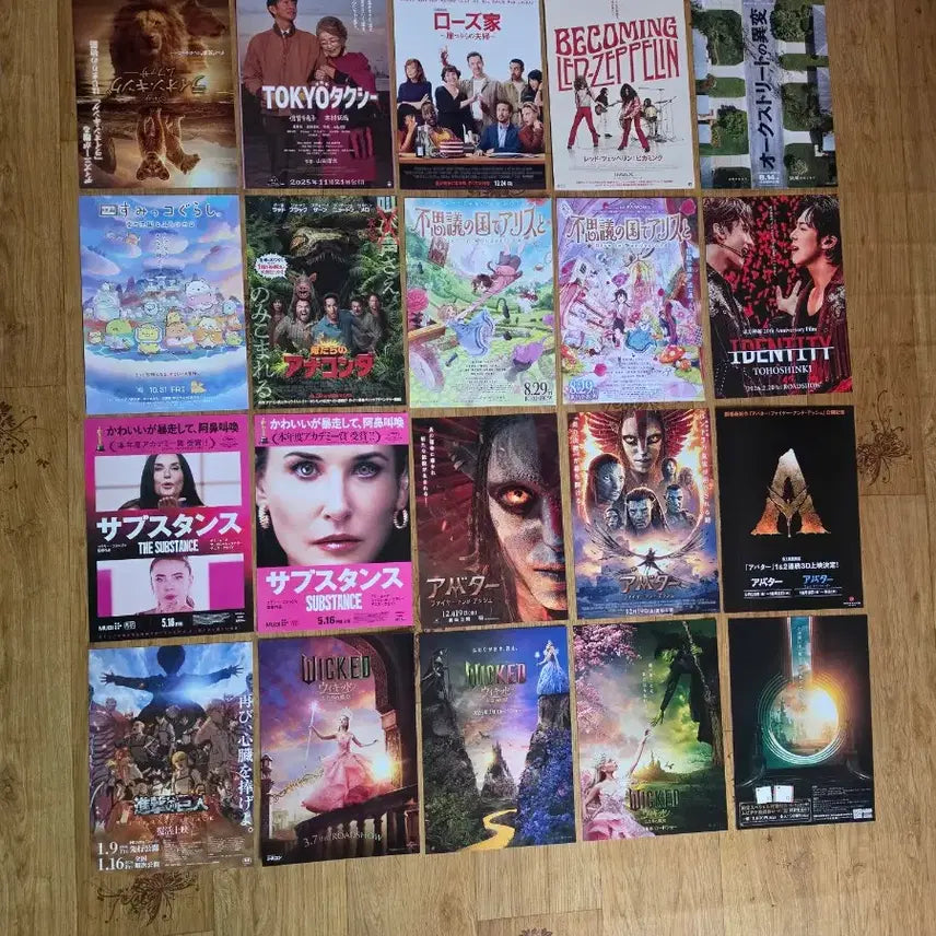 [BUNJANG] Mixed Movie Flyers Collection (85 pcs) / 85장)스파이더맨 어벤져스 F1 사카모토데이즈 오크 아이브 동방신기 진격의거인 마블 만달로리안 그로구 8번출구 영화전단지