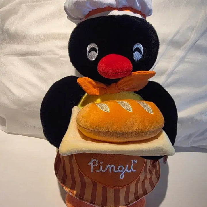 [BUNJANG] Pingu Bakery Baker Pingu Character Keyring Figure / 새상품) 핑구 베이커리 제빵사 인형 핑가 키링 피규어
