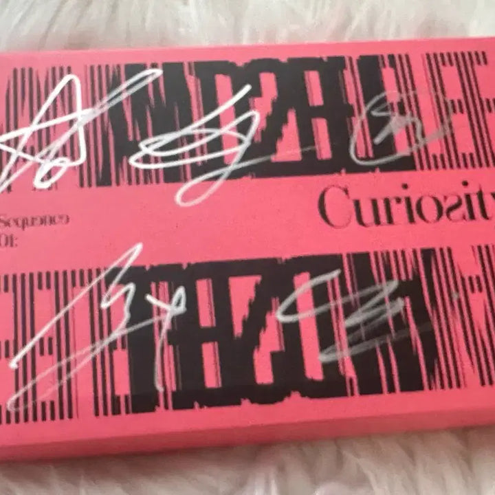 [BUNJANG] AND2BLE Signed Album Sequence of Curiosity / AND2BLE 앤더블 친필 싸인 앨범