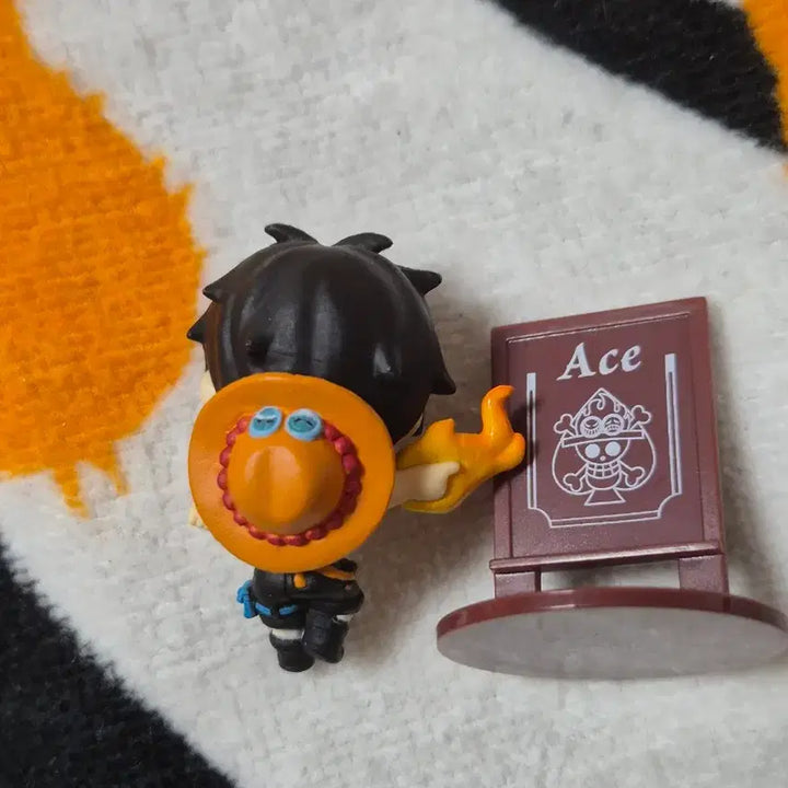 [BUNJANG] One Piece Portgas D. Ace Ochatomo Figure / 원피스 에이스 오챠토모